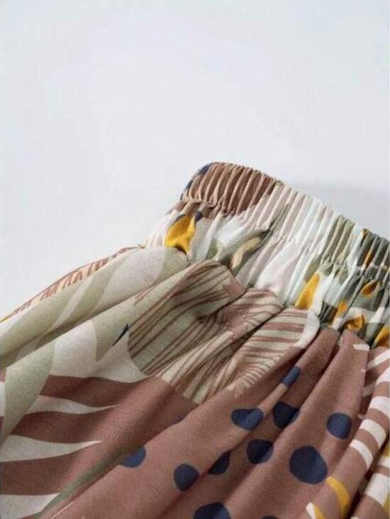 Women's Casual Ditsy Floral Dress, Spring/Summer - Picture 6 of 6